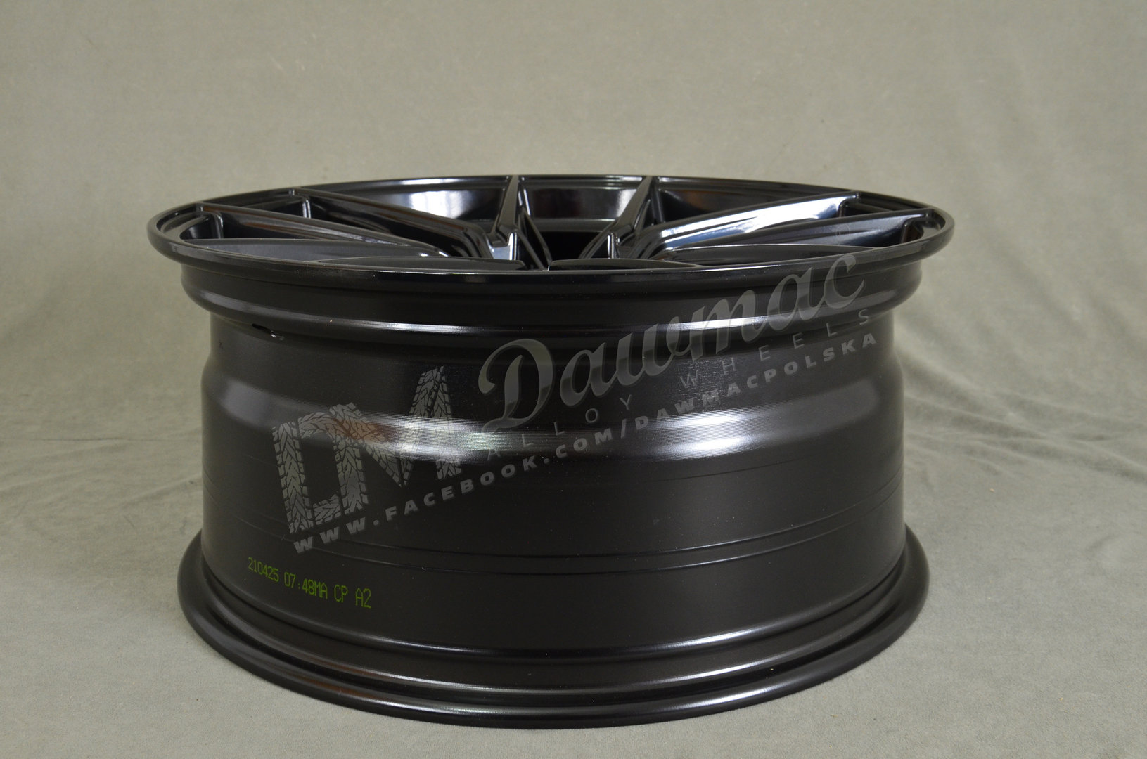 La Chanti LC-P3 20" 9J ET35 5x114,3 Glossy Black - obrazek 7