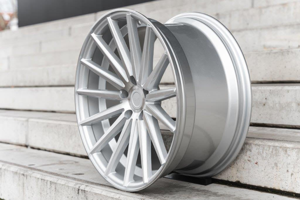 La Chanti LC-P5 19" 8,5J ET45 + 9,5J ET40 5x112 Silver Machined - obrazek 3