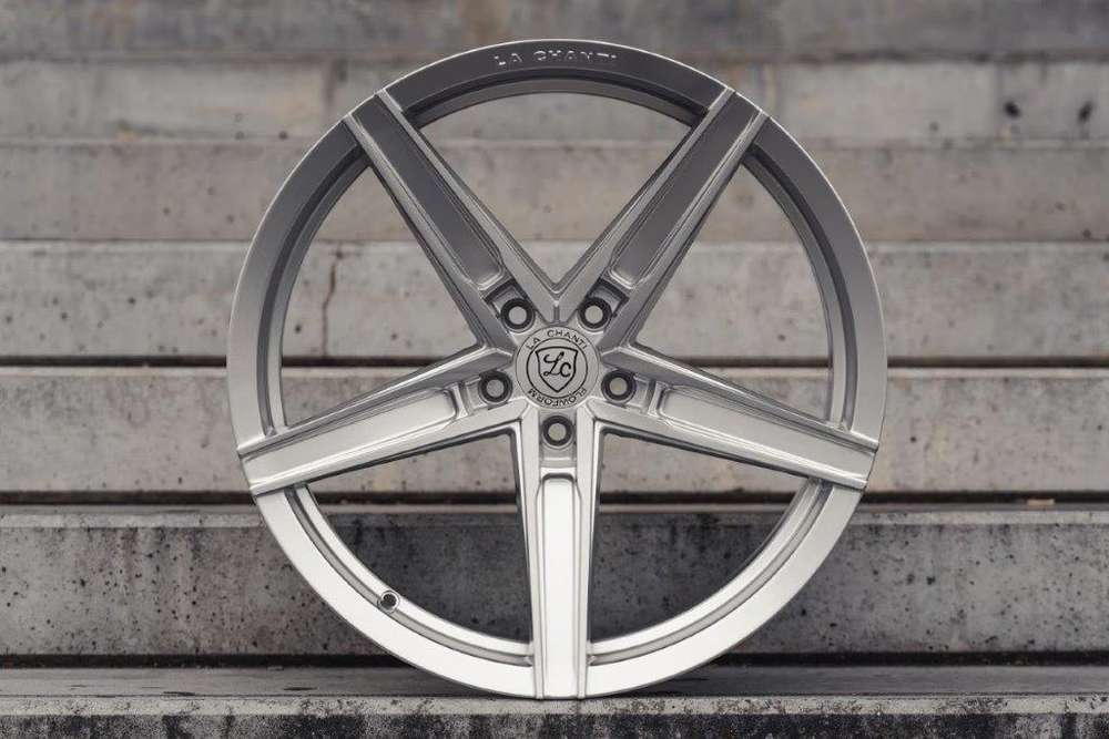 La Chanti LC-P8 20" 10J ET45 + 11J ET38 5x120 Brushed Silver