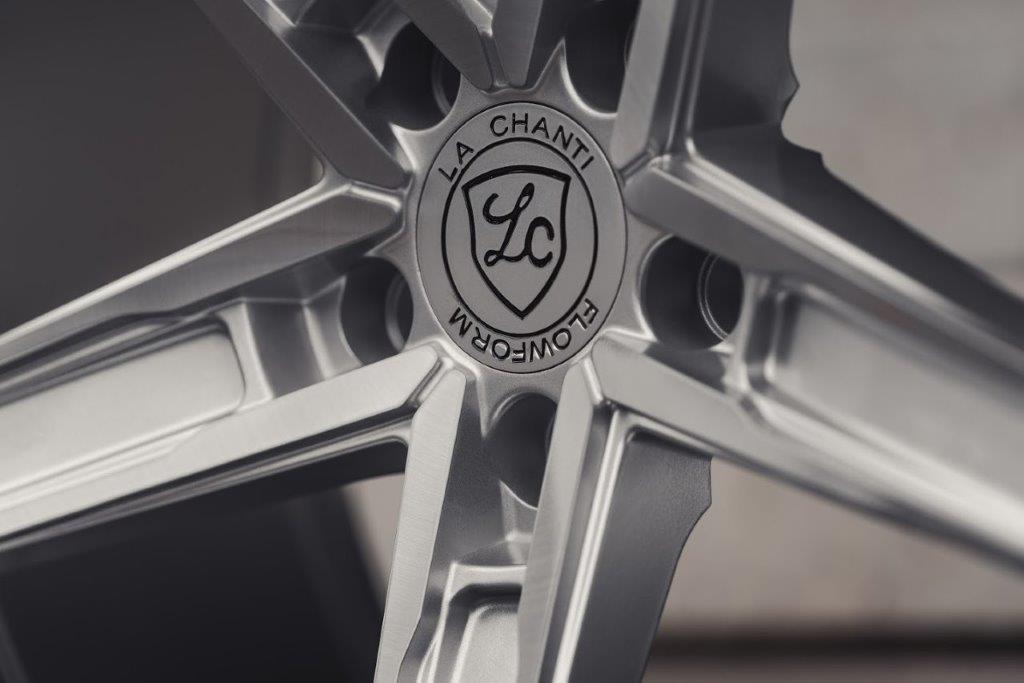La Chanti LC-P8 20" 9J ET23/ET35 + 10,5J ET28/ET45 5x112 Brushed Silver - obrazek 7