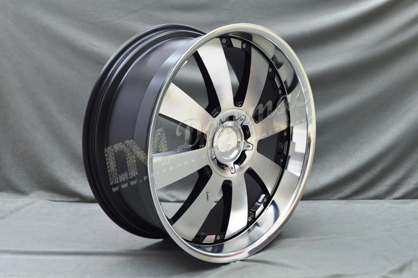 Lenso Concerto 18" 8,5J ET35 5x100-5x139,7 Black Polished & Mirror Lip - obrazek 5