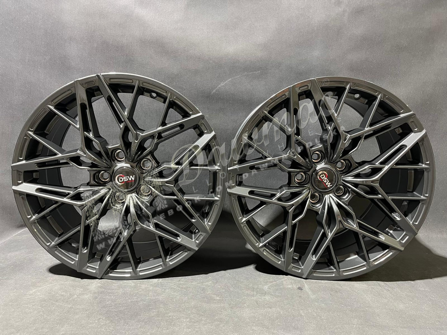 MESO 19" 8,5J ET33 + 9,5J ET37 5x120 Gunmetal - obrazek 2