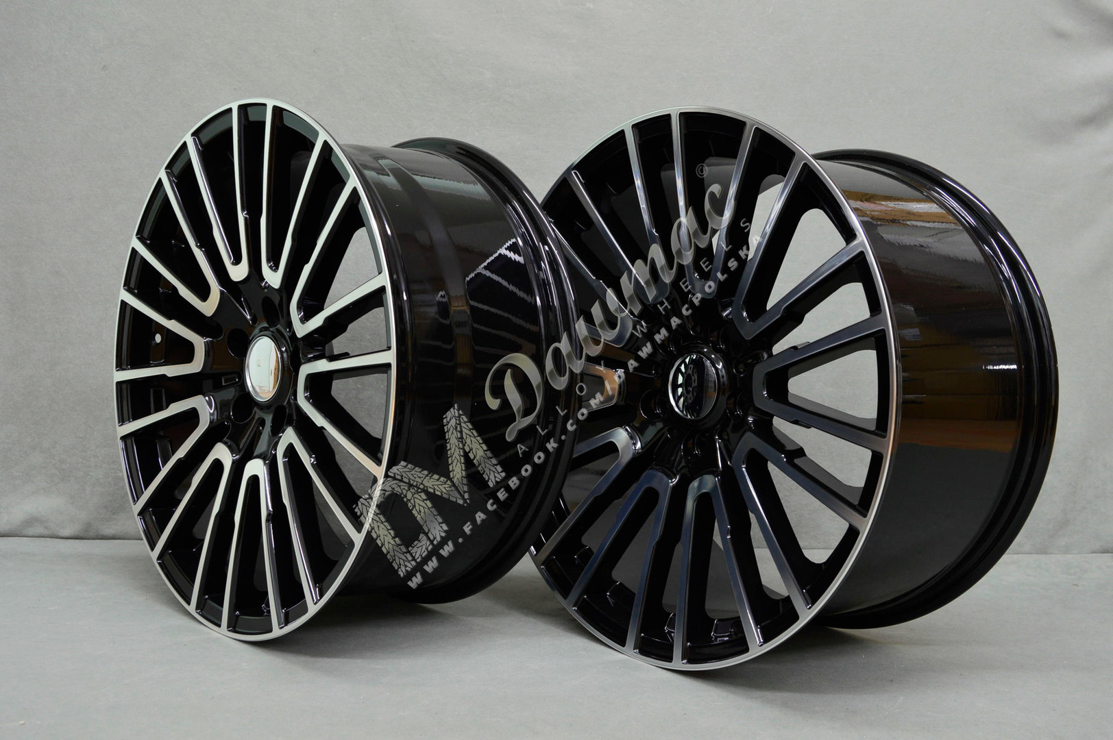 MODEL:1242 20'' 8,5J ET40 + 10J ET45 5x120 Gloss Black Machined - obrazek 3