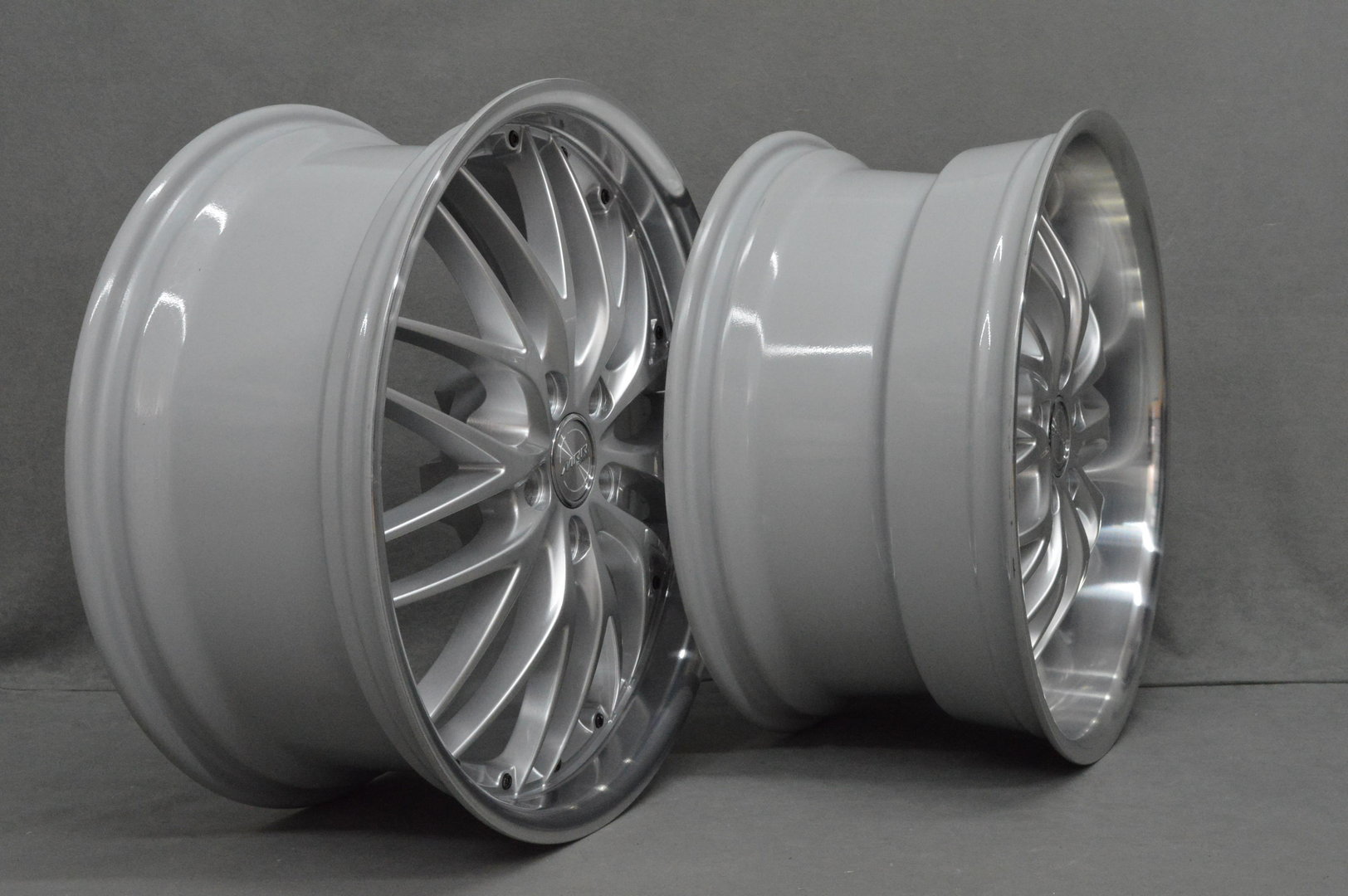 MRR MODEL:GT1 20" 8,5J ET20 + 10J ET20 5x120 HS - obrazek 5