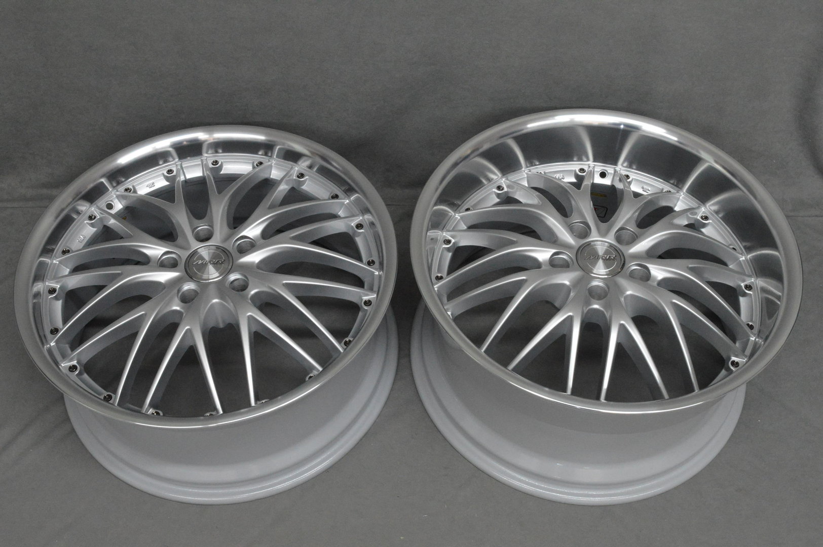 MRR MODEL:GT1 20" 8,5J ET20 + 10J ET20 5x120 HS - obrazek 6