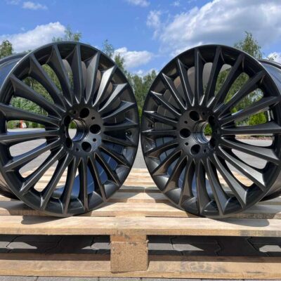 Model: 1178 19" 8,5J ET38 + 9,5J ET48 5x112 Gunmetal