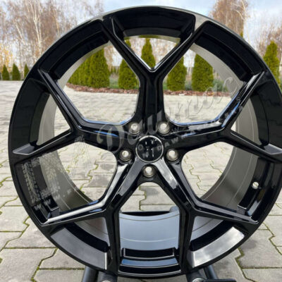 Model: 1592 20" 9J ET30 5x112 Black