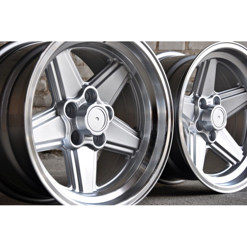 Model: 1794 16" 8J ET11 + 9J ET12 5x112 Machined Silver - obrazek 3
