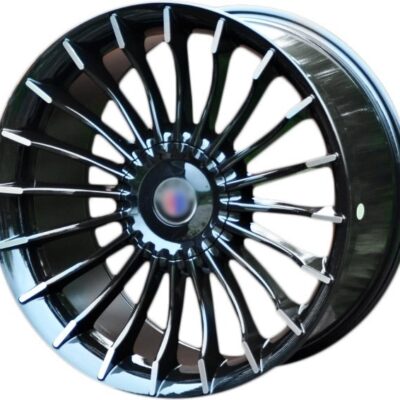 Model: 273 19" 8,5J ET20 + 9,5J ET20 5x120 MB