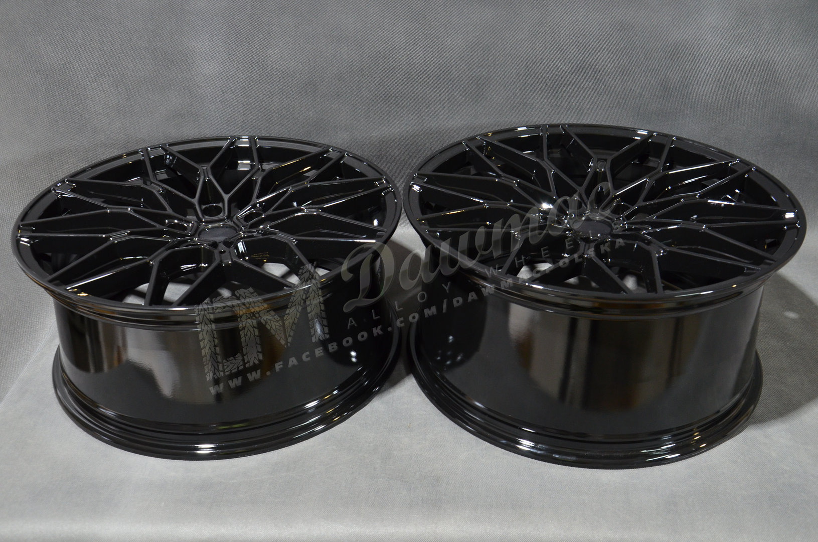 Model: 292 20" 8,5J ET35 + 9,5J ET38 5x120 Black - obrazek 6