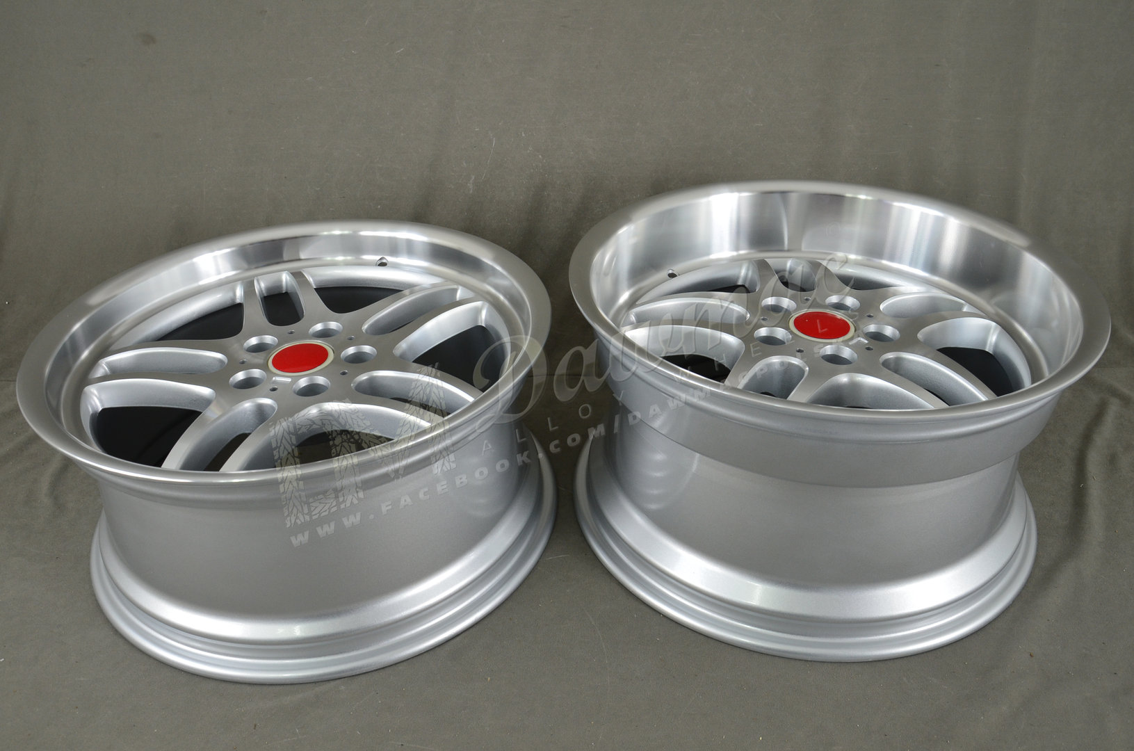 Model: 506 19" 8,5J ET15 + 10J ET20 5x120 Silver Machine Face - obrazek 6