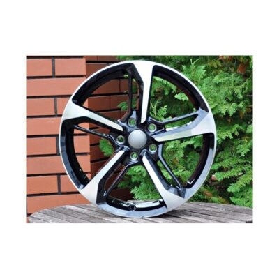 Model: 513 21" 9J ET33 5x112 MB