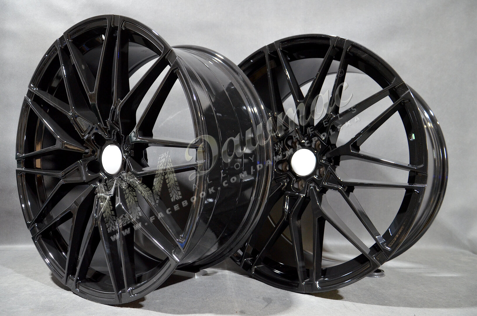 Model: 5771 20" 10J ET40 + 11,5J ET38 5x120 Gloss Black - obrazek 4