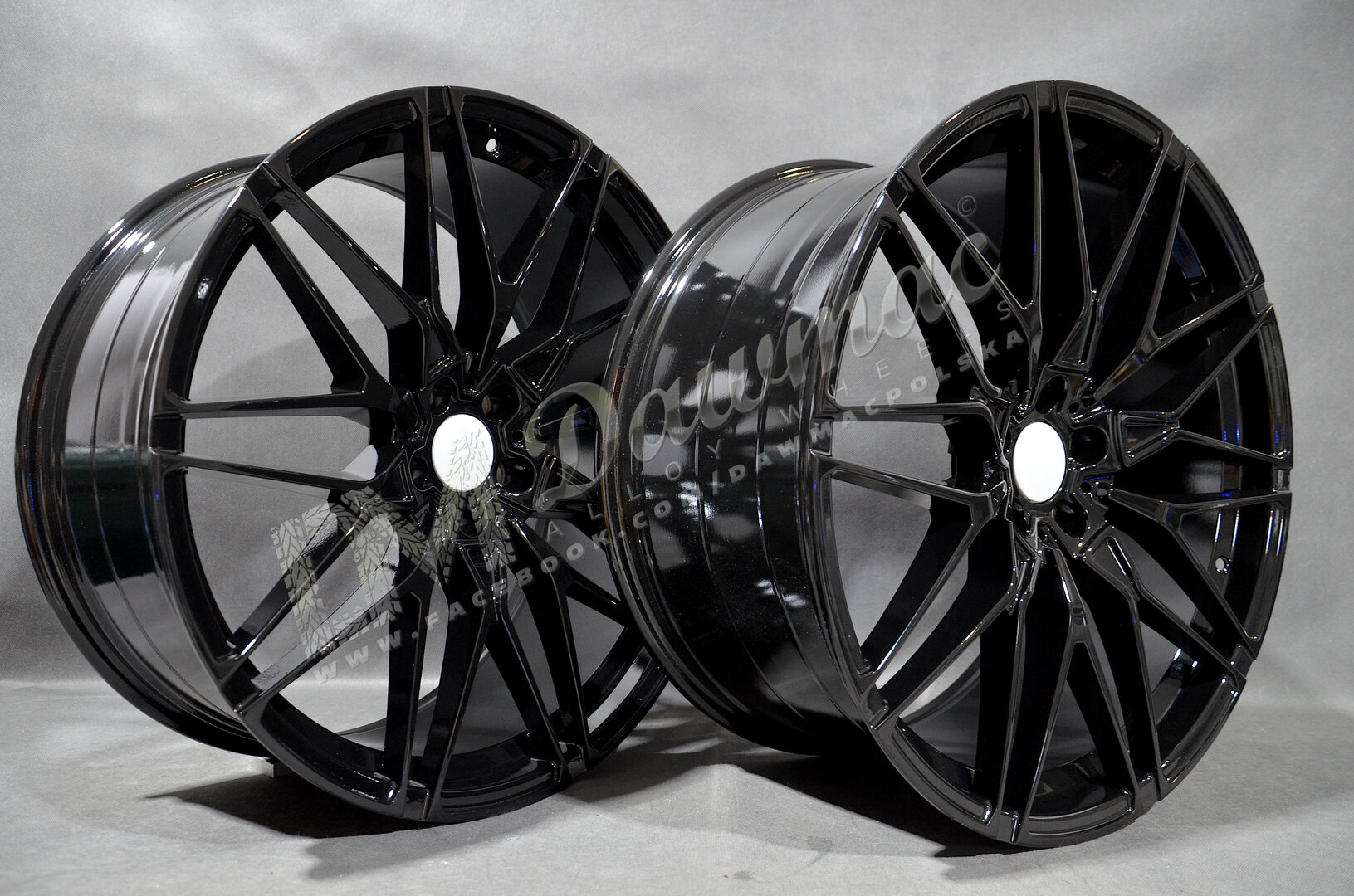 Model: 5771 20" 10J ET40 + 11,5J ET38 5x120 Gloss Black - obrazek 5