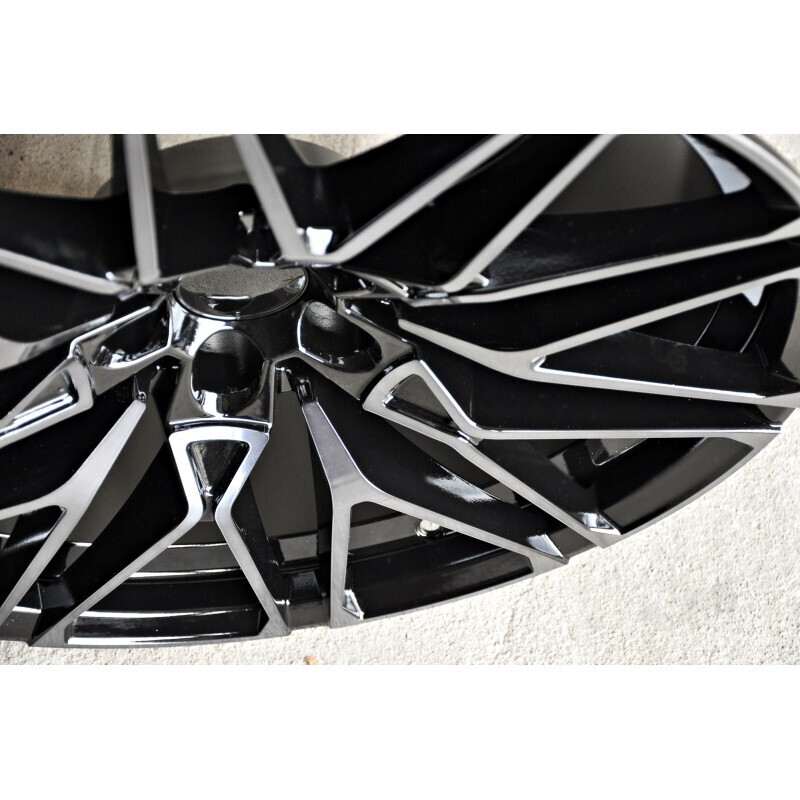 Model: 5771 22" 9,5J ET37 + 10,5J ET43 5x112 Black Tinted Face - obrazek 4