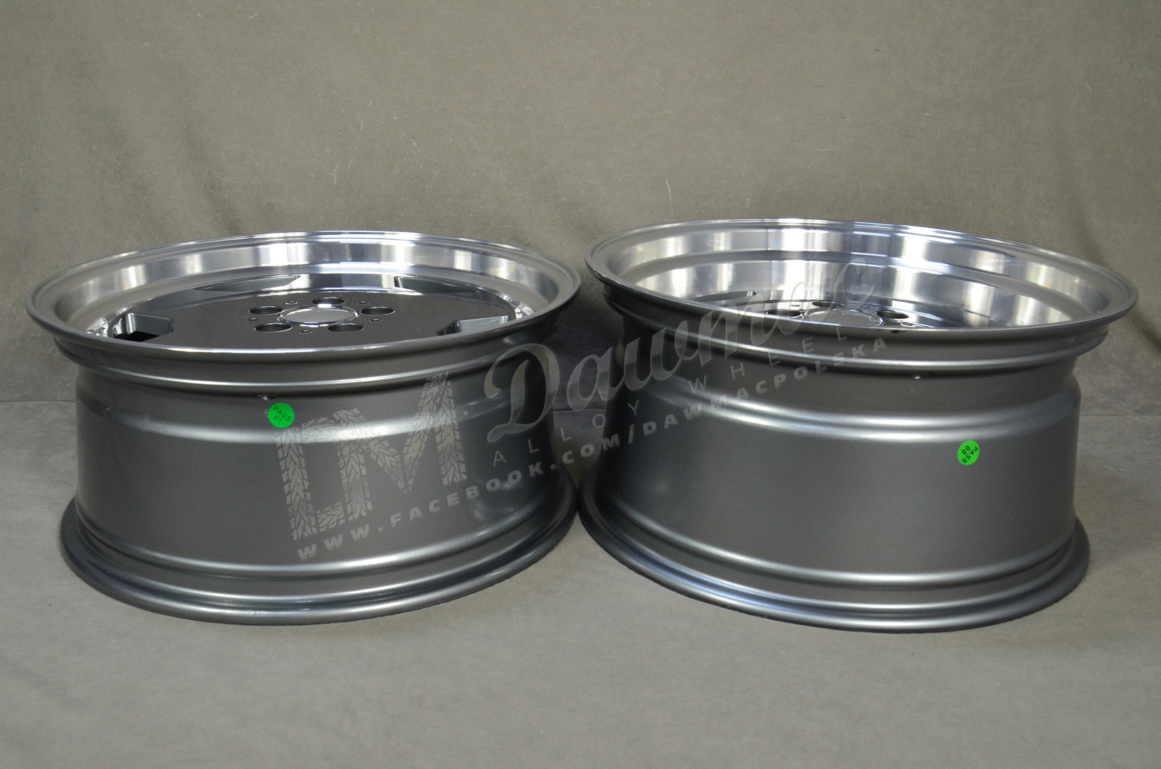 Model: 5852 17" 8J ET25 + 9,5J ET25 5x112 Grey Polished - obrazek 8