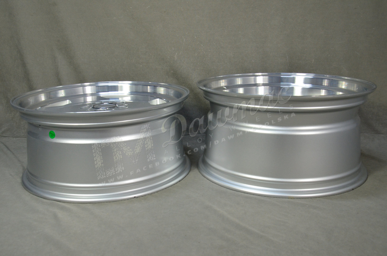 Model: 5852 17" 8J ET25 + 9,5J ET25 5x112 Silver Polished Lip - obrazek 7