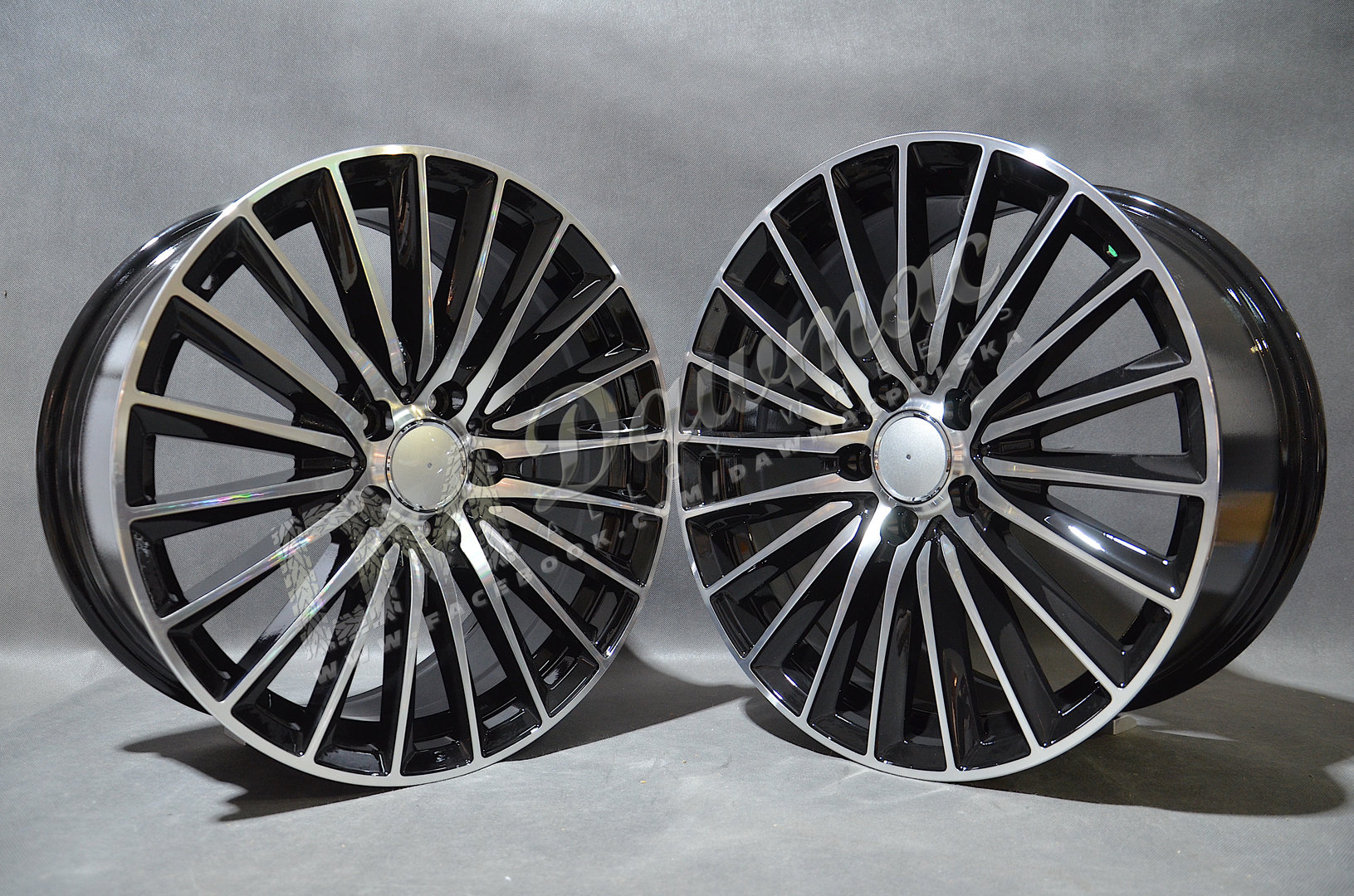 Model: 5909 20" 8,5J ET34,5 + 9,5J ET35,5 5x112 MB - obrazek 3