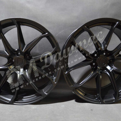 Model: 5985 21" 9,5J ET26 + 10J ET19 5x112 BLHM