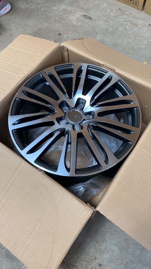 Model: 919 18" 8J ET42 5x112 Gunmetal Machined Face / 3 sztuki - obrazek 3