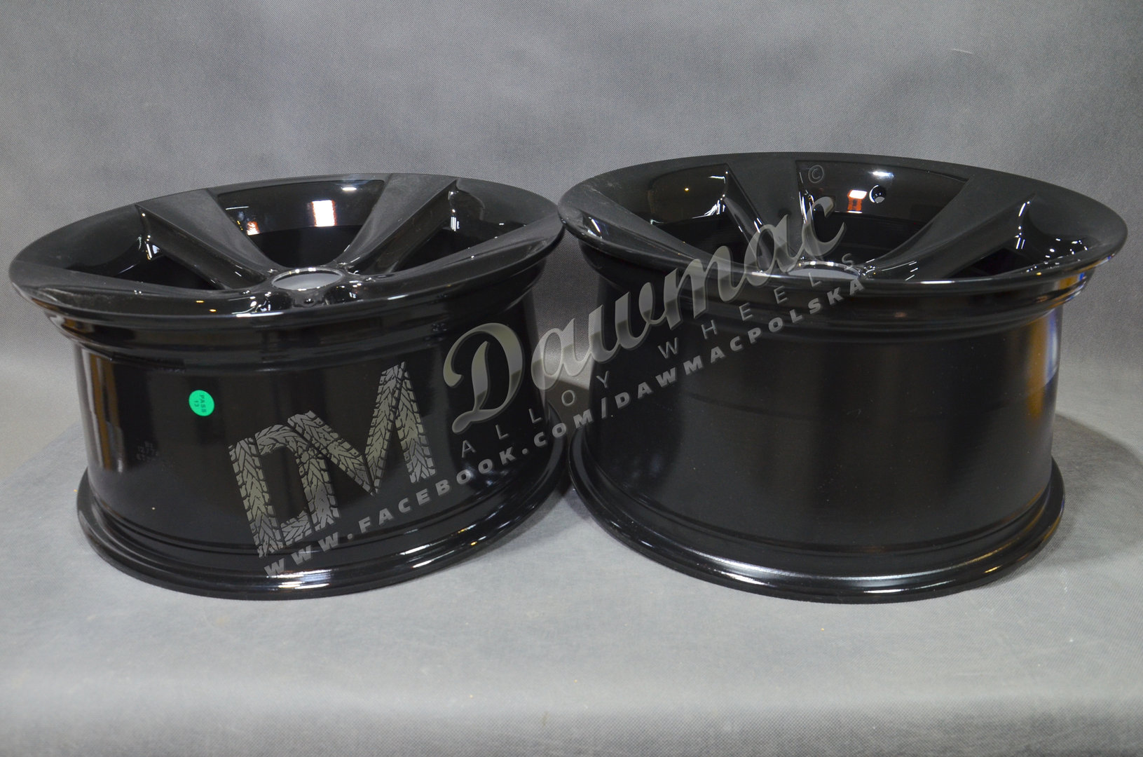 Model: BK086 19" 9J ET24 + 10J ET24 5x120 Gloss Black - obrazek 7