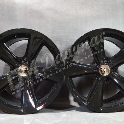 Model: BK086 19" 9J ET24 + 10J ET24 5x120 Gloss Black