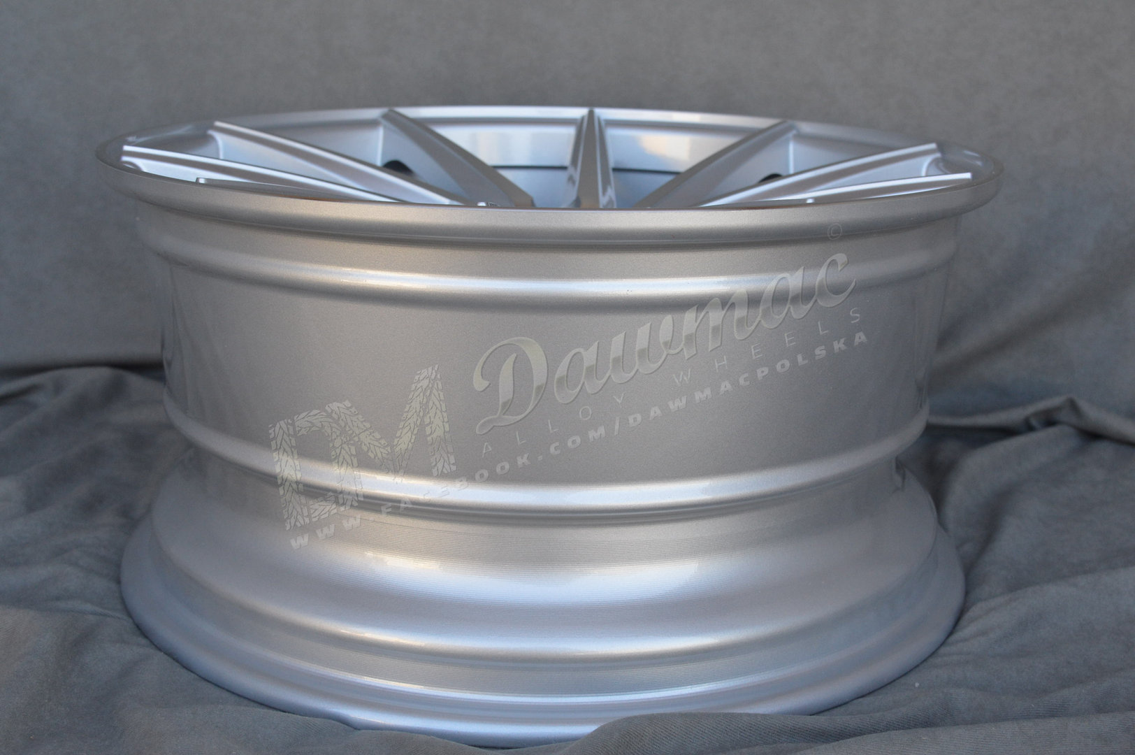 Model: BY1059 18" 8J ET35 + 9J ET35 5x120 Machined Silver - obrazek 7