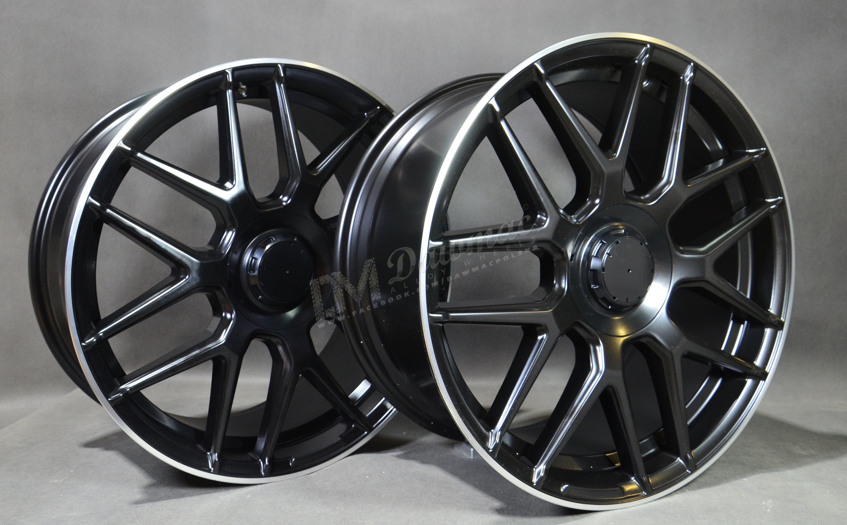 Model: BY1258 19" 8,5J ET 38 + 9,5J ET43 5x112 Black Half Matt Polished Lip - obrazek 4