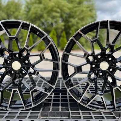 Model: D1883 20" 8,5J ET30 + 9,5J ET38 5x120 BFM