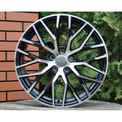 Model: FE30 19" 8,5J ET35 5x112 MBPC