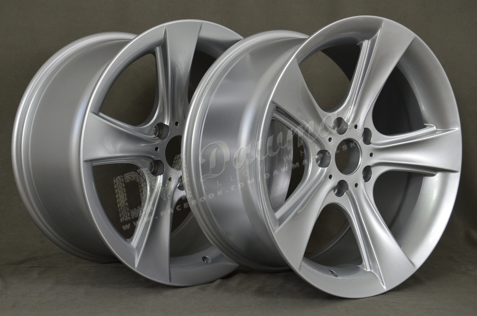 Model: XF720 18" 8,5J ET25 + 9,5J ET20 5x120 Silver - obrazek 4