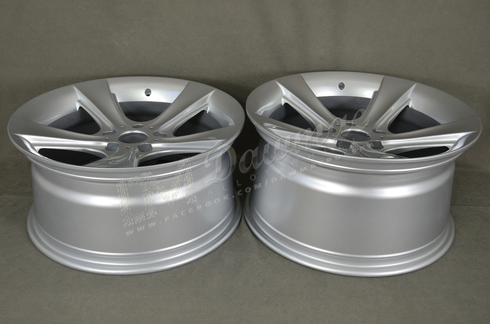 Model: XF720 18" 8,5J ET25 + 9,5J ET20 5x120 Silver - obrazek 6