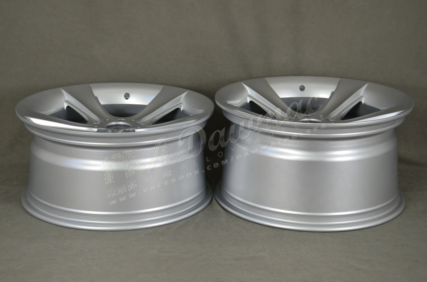 Model: XF720 18" 8,5J ET25 + 9,5J ET20 5x120 Silver - obrazek 7