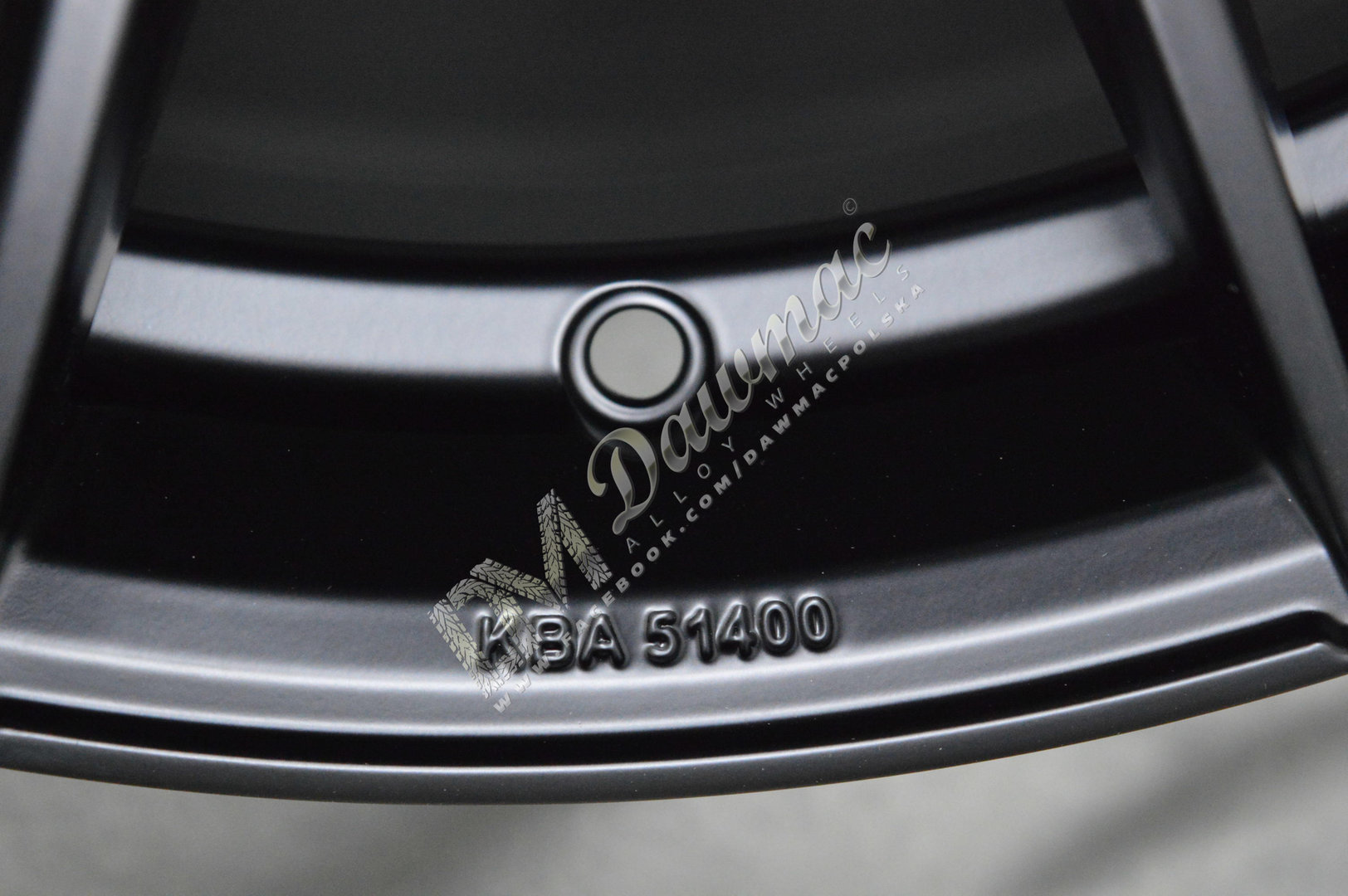 Motec Ultralight 19" 8,5J ET43 5x112 Flat Black - obrazek 6