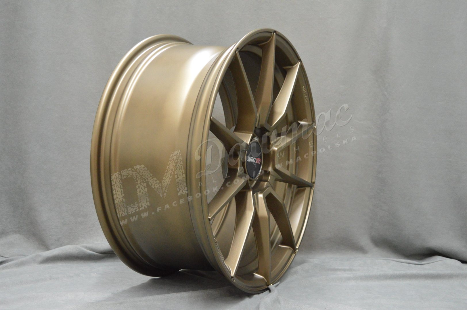 Motec Ultralight 19" 8,5J ET45 5x112 Copper Matt - obrazek 4