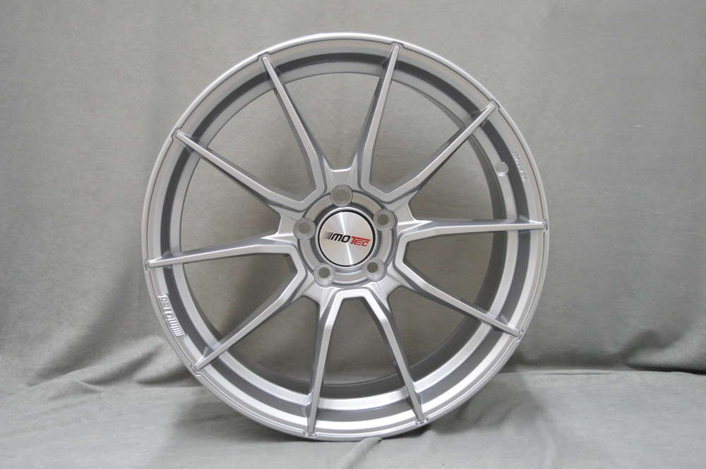 Motec Ultralight 20" 8J ET30  + 9J ET31 5x112 Light Grey