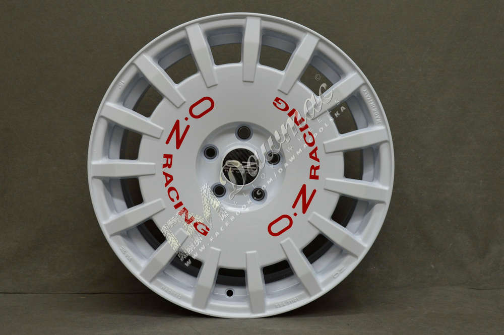 OZ Racing Rally Racing 18" 8J ET45 5x100 Race White