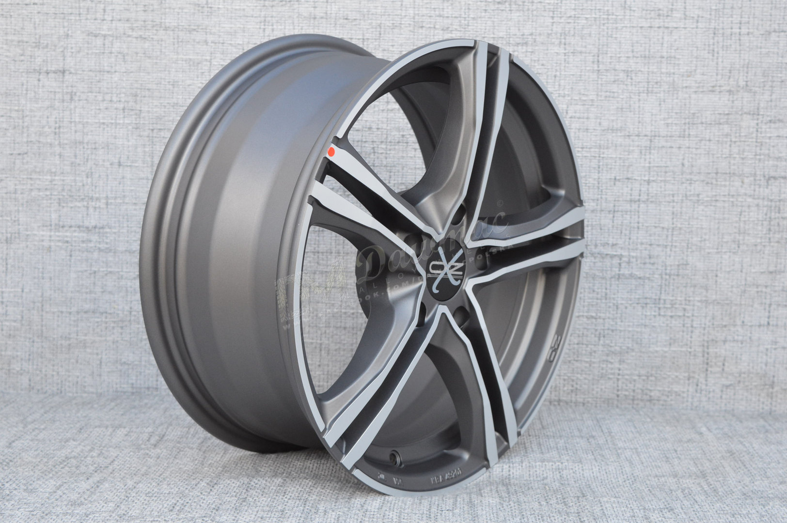 OZ Racing X5B 17" 7,5J ET45 5x108 Matt Graphite Diamond Cut - obrazek 4