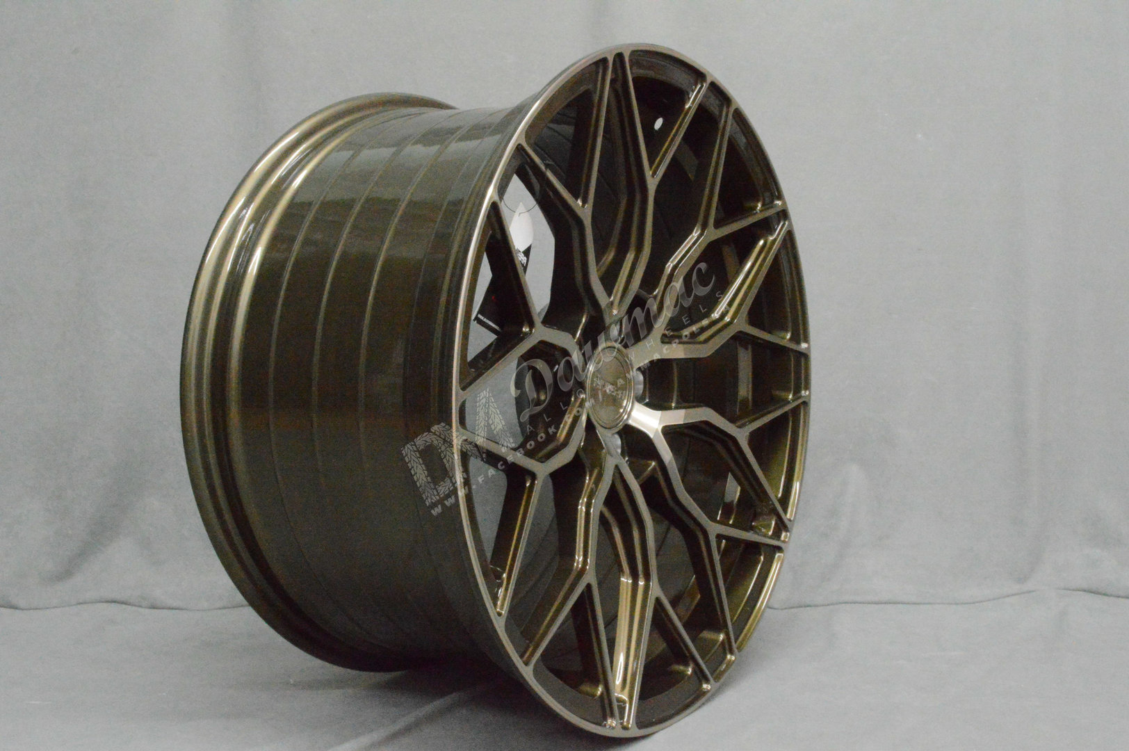 Riviera RF108 22" 10,5J ET35 5x120 Bronze Double Dark Tint - obrazek 4