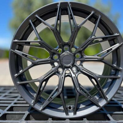 RS1 18" 8J ET38 5x112 Matte Gray