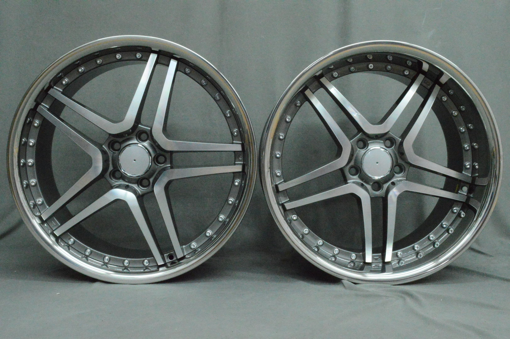 RUEDA ME47 20" 8,5J ET35 + 10J ET38 5x112 CGMF1 - obrazek 2