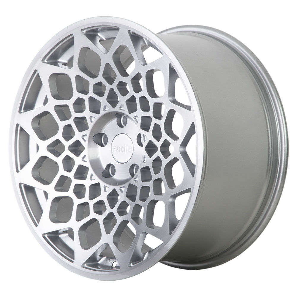 Radi8 R8-B12 18" 8,5J ET40 + 9,5J ET42 5x112 Matt Silver Machined Face