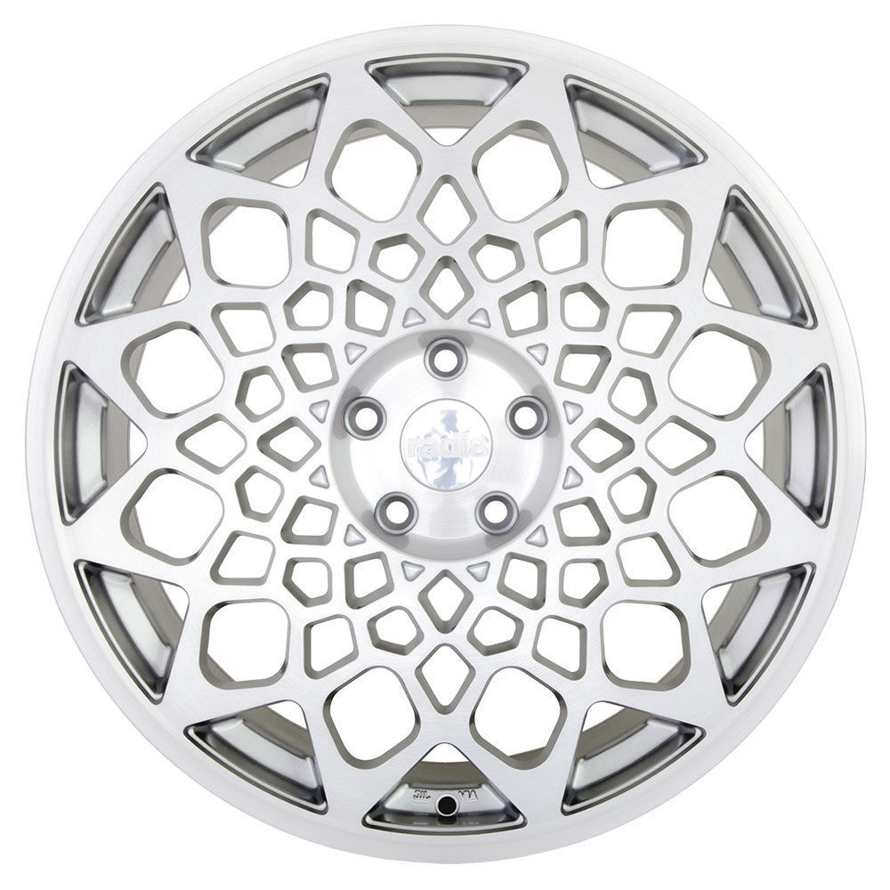 Radi8 R8-B12 18" 8,5J ET40 + 9,5J ET42 5x112 Matt Silver Machined Face - obrazek 3