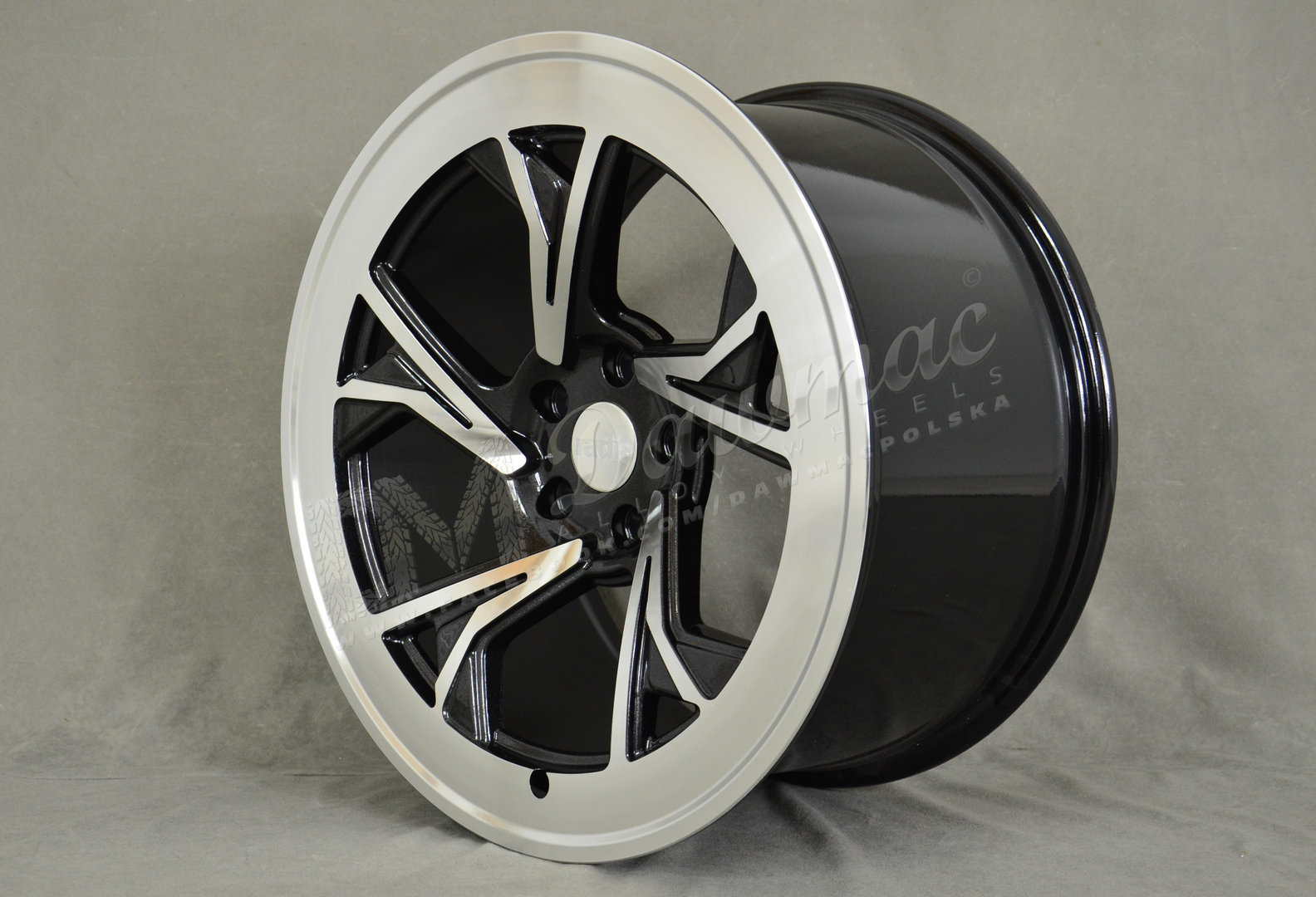 Radi8 R8-C5 19" 10J ET42 5x112 Gloss Black Machined Face - obrazek 4