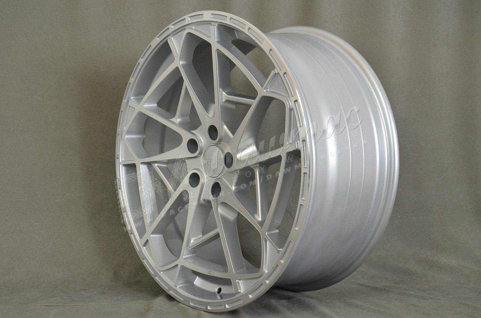 Radi8 R8-HS9 20" 8,5J ET35 + 10J ET42 5x120 Silver Machined - obrazek 4