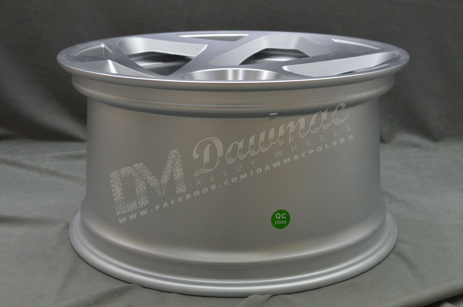 Radi8 R8-S5 18" 8,5J ET35 5x100 Matt Silver Machined Face - obrazek 8