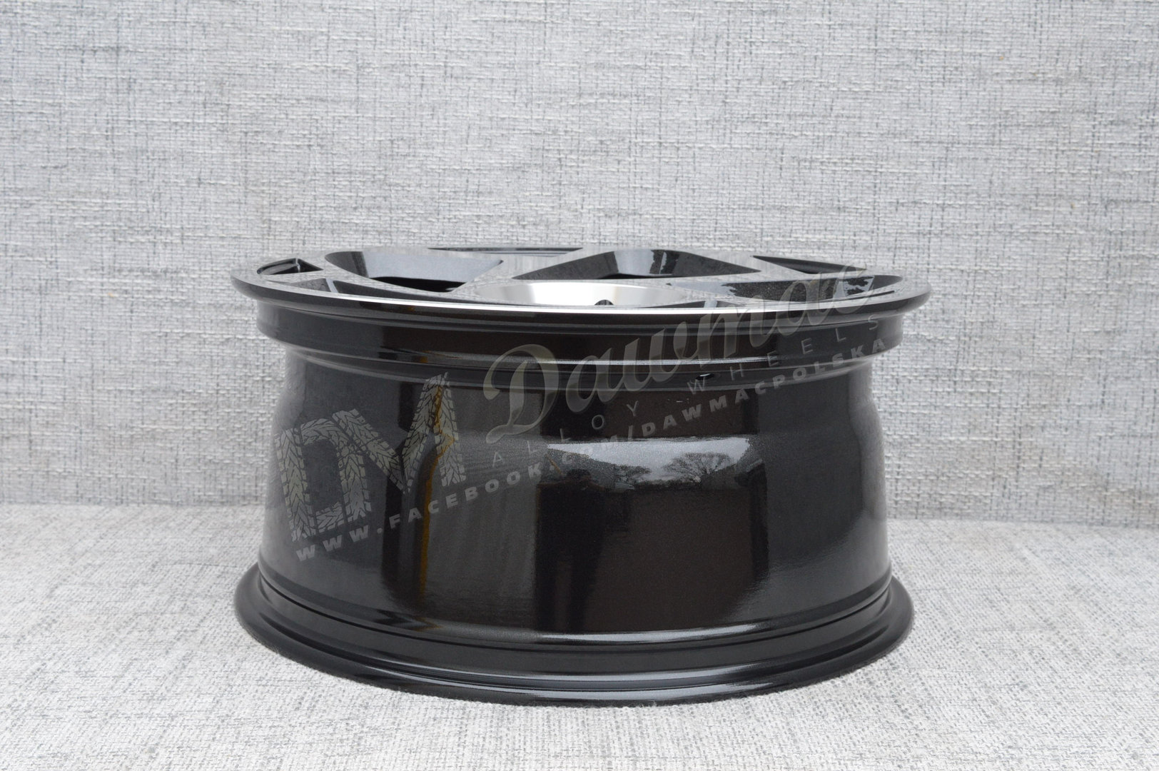 Radi8 R8-S5 19" 8,5J ET35 + 10J ET40 5x120 Gloss Black Machined Face - obrazek 7