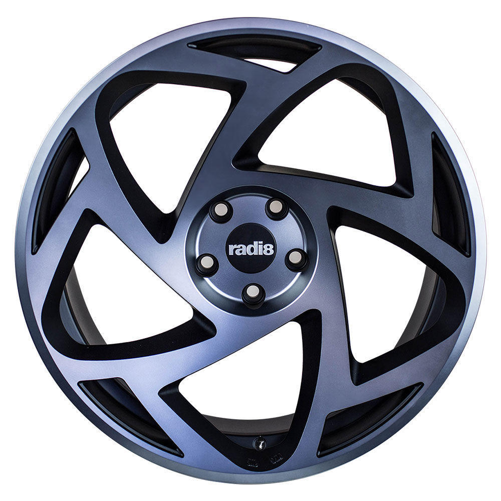 Radi8 R8-S5 19" 8,5J ET42 5x112 Matt Silver Machined Face - obrazek 3