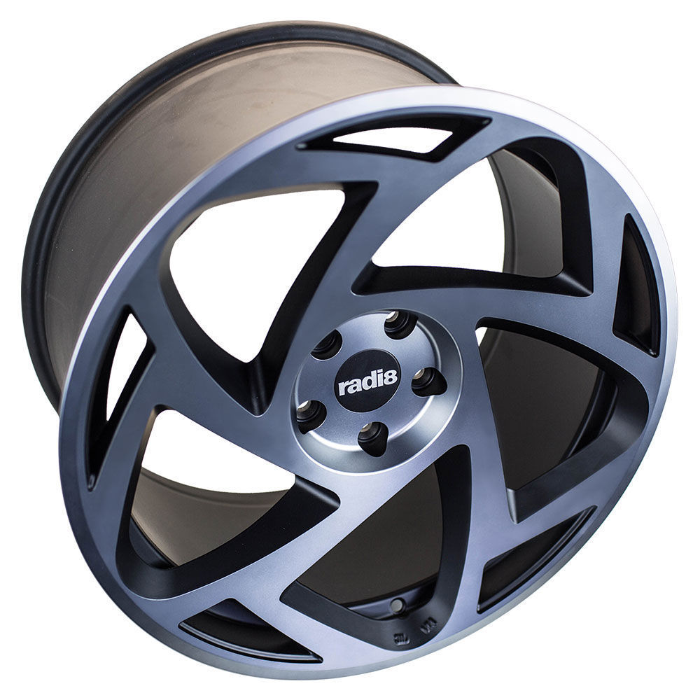 Radi8 R8-S5 19" 8,5J ET42 5x112 Matt Silver Machined Face - obrazek 4