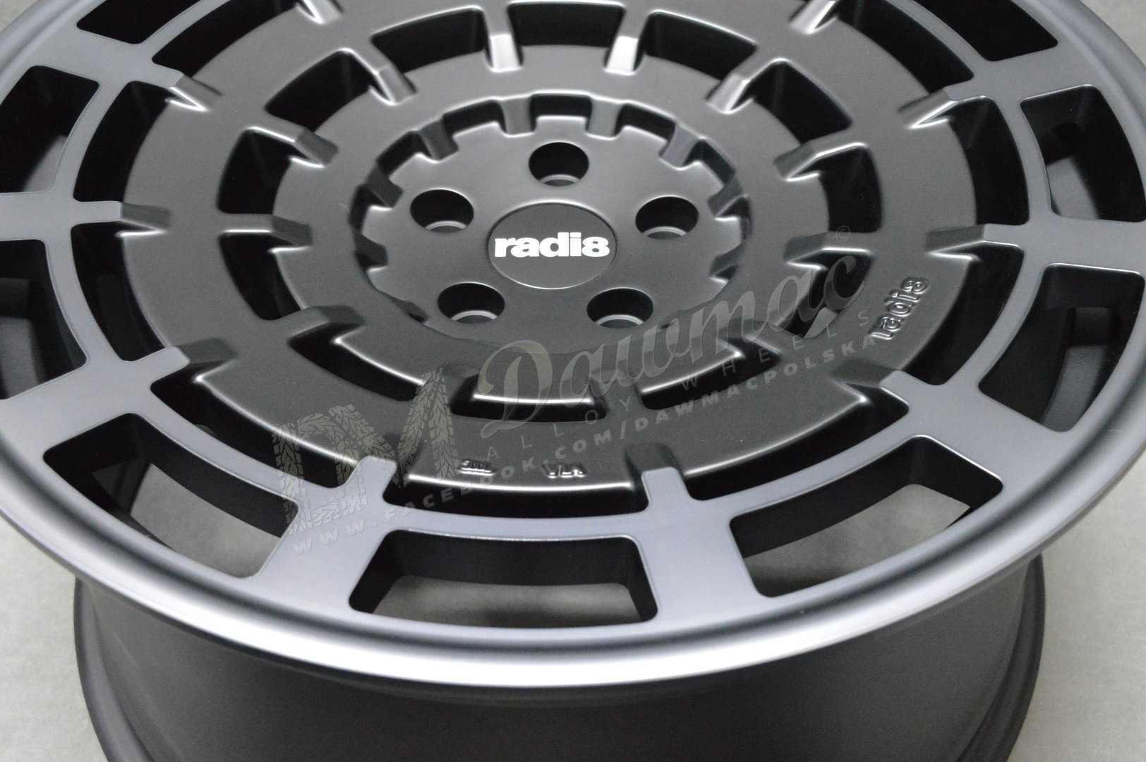 Radi8 R8-SD11 19" 8,5J ET35 + 10J ET40 5x120 Dark Mist - obrazek 5